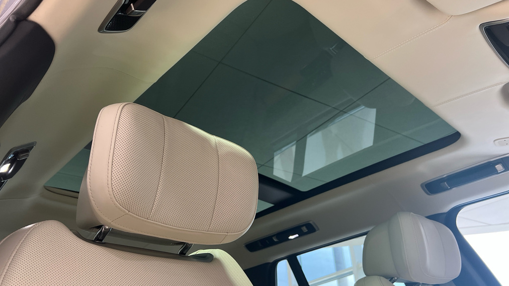Land Rover Range Rover 3.0 D300 Hse White #29