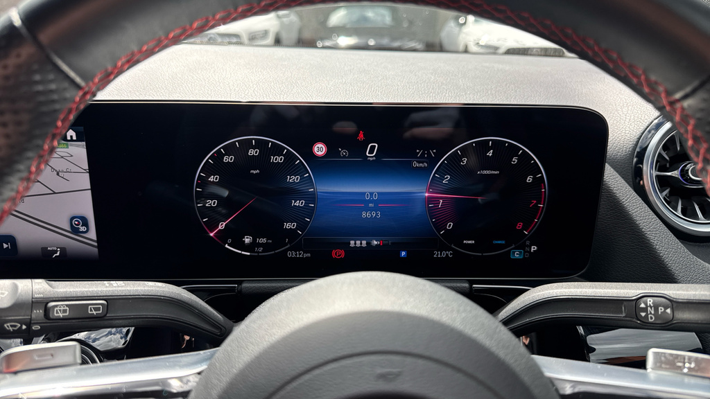 Mercedes-Benz GLA Class Gla 200 Amg Line Executive Grey #16