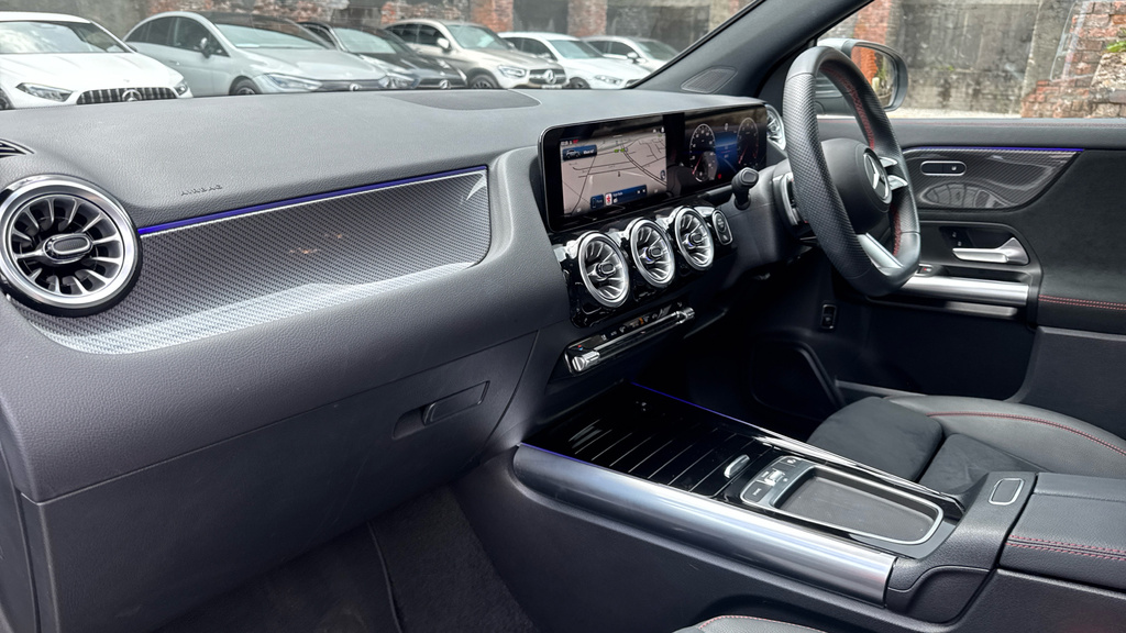 Mercedes-Benz GLA Class Gla 200 Amg Line Executive Grey #13