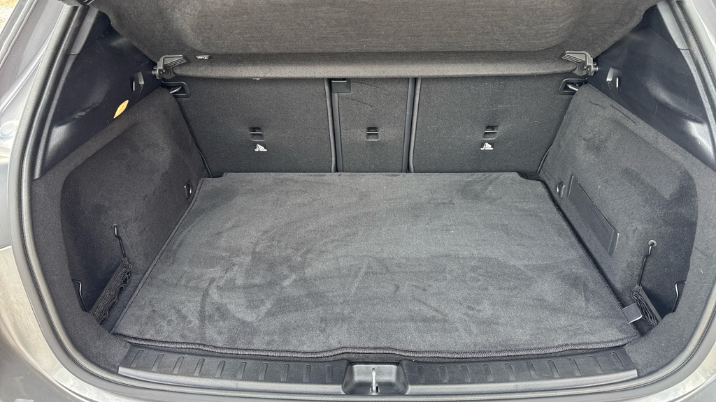 Mercedes-Benz GLA Class Gla 200 Amg Line Executive Grey #18