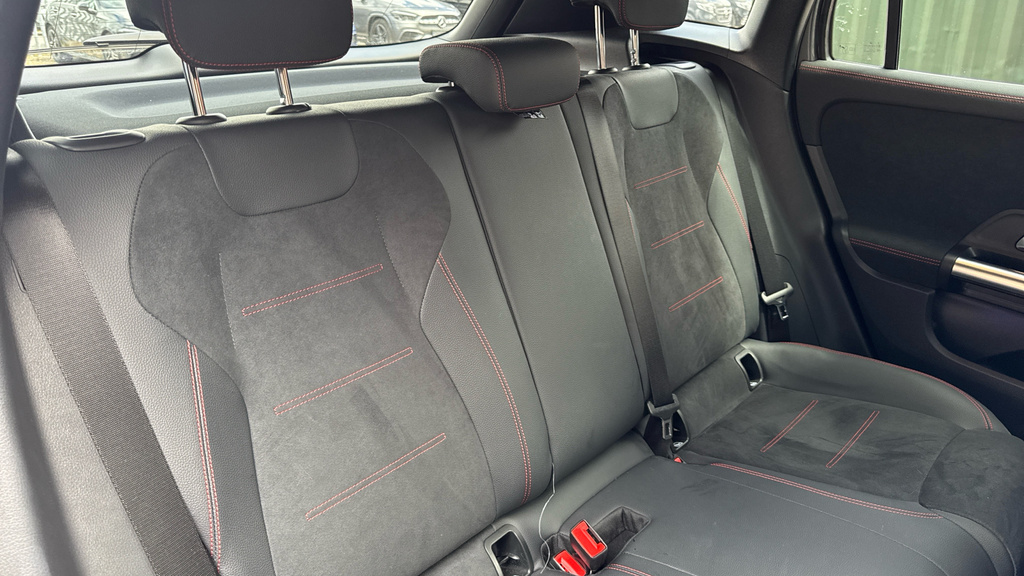 Mercedes-Benz GLA Class Gla 200 Amg Line Executive Grey #25