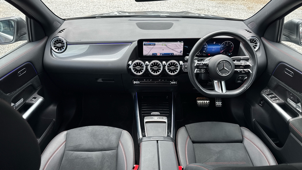 Mercedes-Benz GLA Class Gla 200 Amg Line Executive Grey #14
