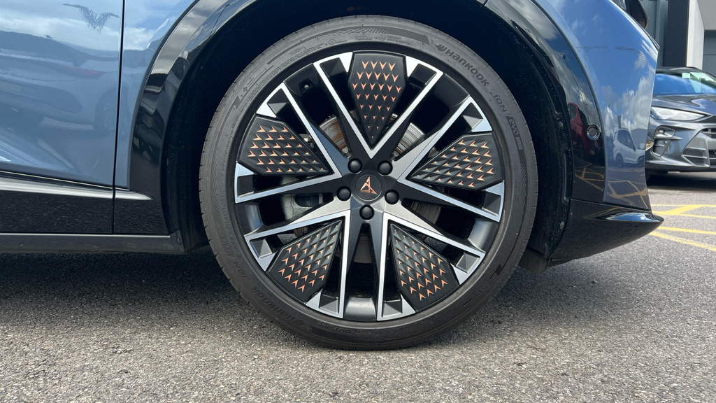 Cupra Tavascan Vz2 Blue #20