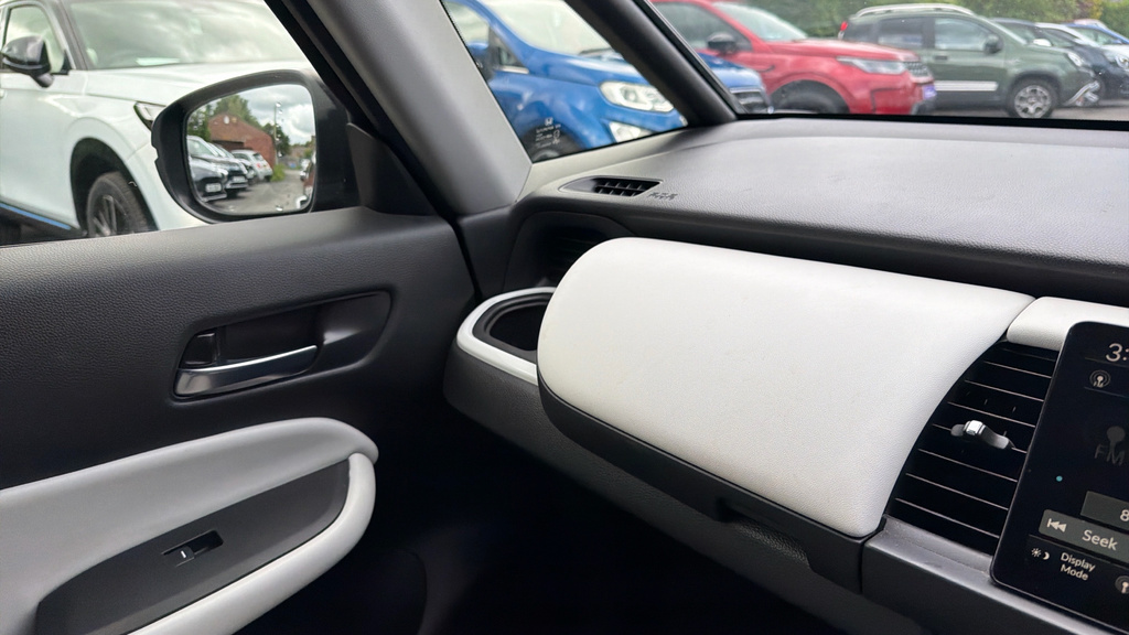 Honda Jazz Ex White #32