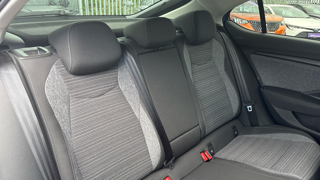 Skoda Superb 1.5 Tsi E-tec Se Technology Dsg Red #14