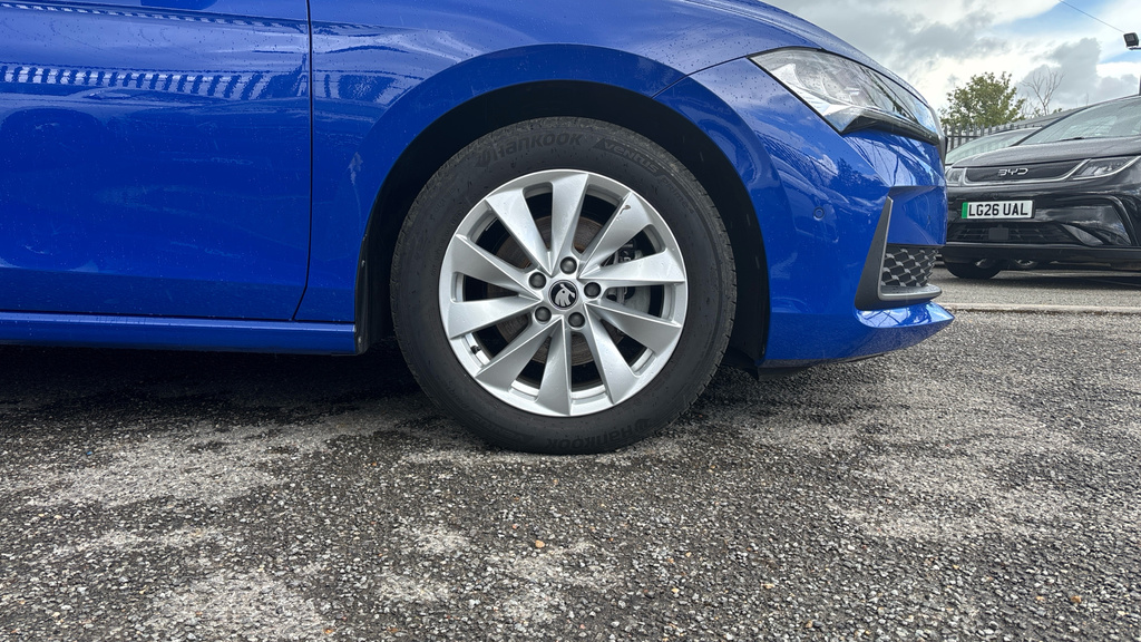 Skoda Superb 1.5 Tsi E-tec Se Technology Dsg Red #20