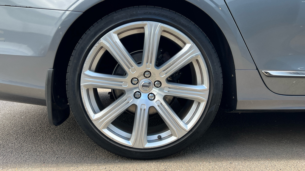 Volvo V90 2.0 D4 Inscription Pro 188 Bhp Blue #19