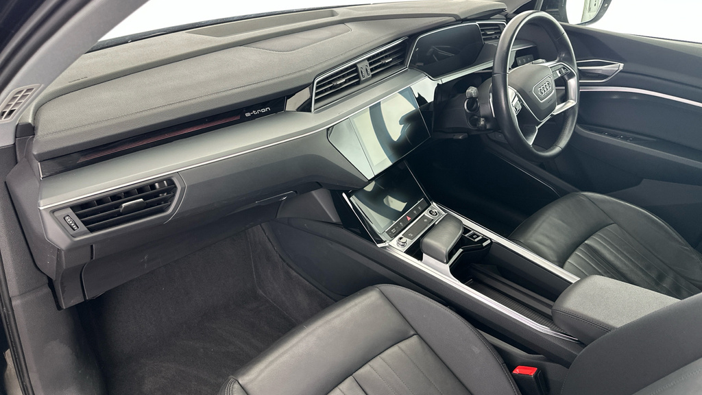 Audi E-tron 300Kw 55 Quattro 95Kwh Technik 22Kwch  #10