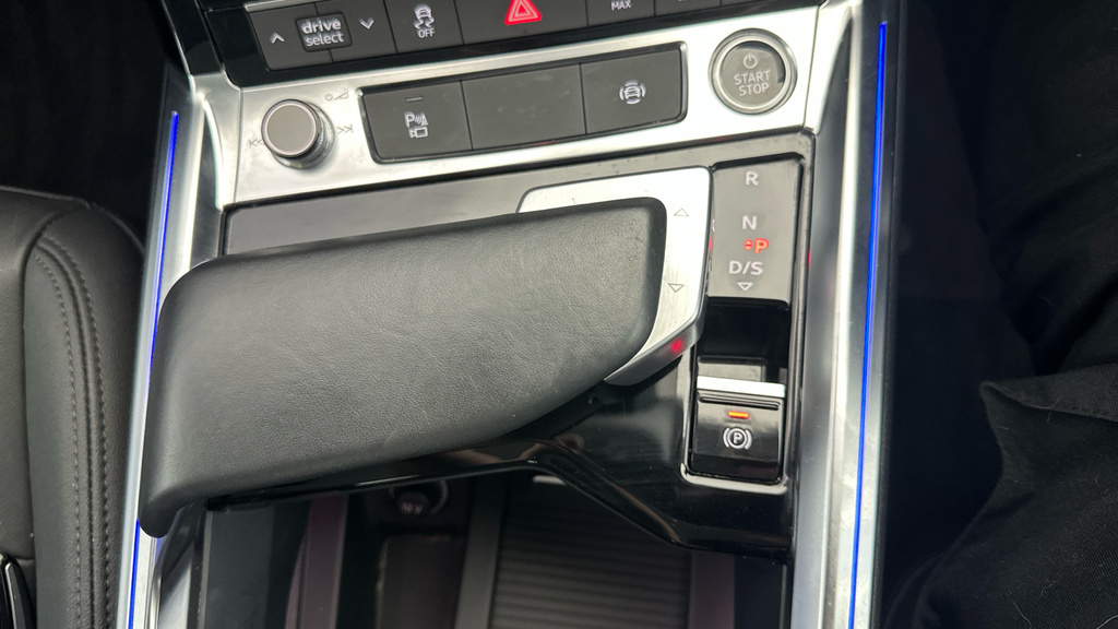 Audi E-tron 300Kw 55 Quattro 95Kwh Technik 22Kwch  #18