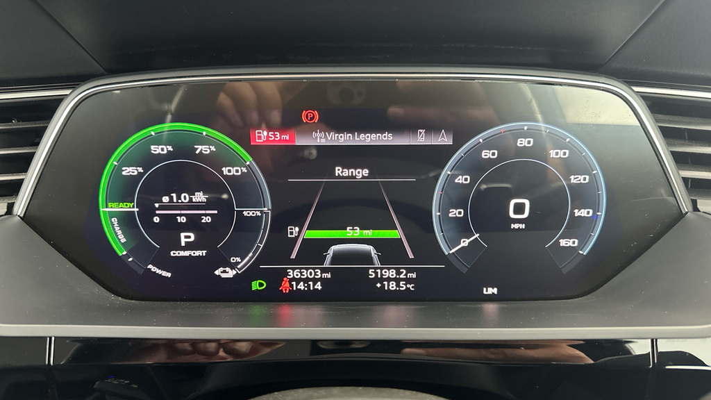 Audi E-tron 300Kw 55 Quattro 95Kwh Technik 22Kwch  #24
