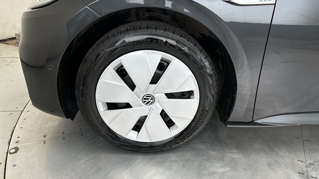 Volkswagen ID.3 Family Pro White #26
