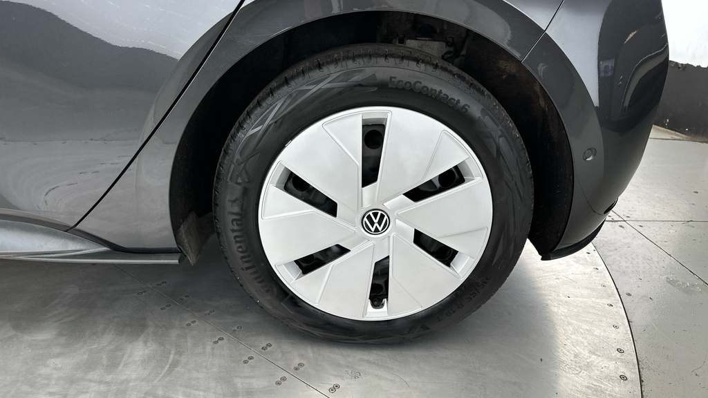 Volkswagen ID.3 Family Pro White #27