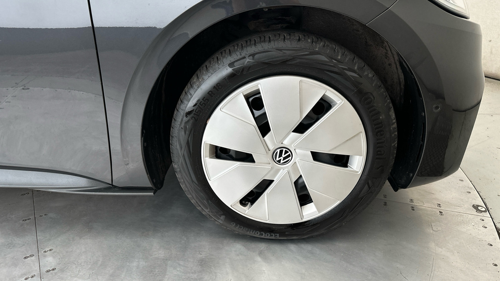 Volkswagen ID.3 Family Pro White #29