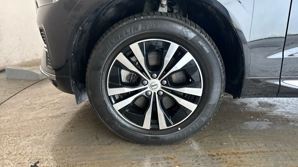 Volvo XC60 2.0 B5p Plus Dark Awd Geartronic Black #20