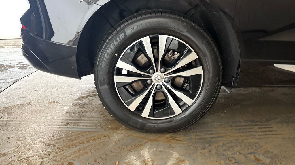 Volvo XC60 2.0 B5p Plus Dark Awd Geartronic Black #22