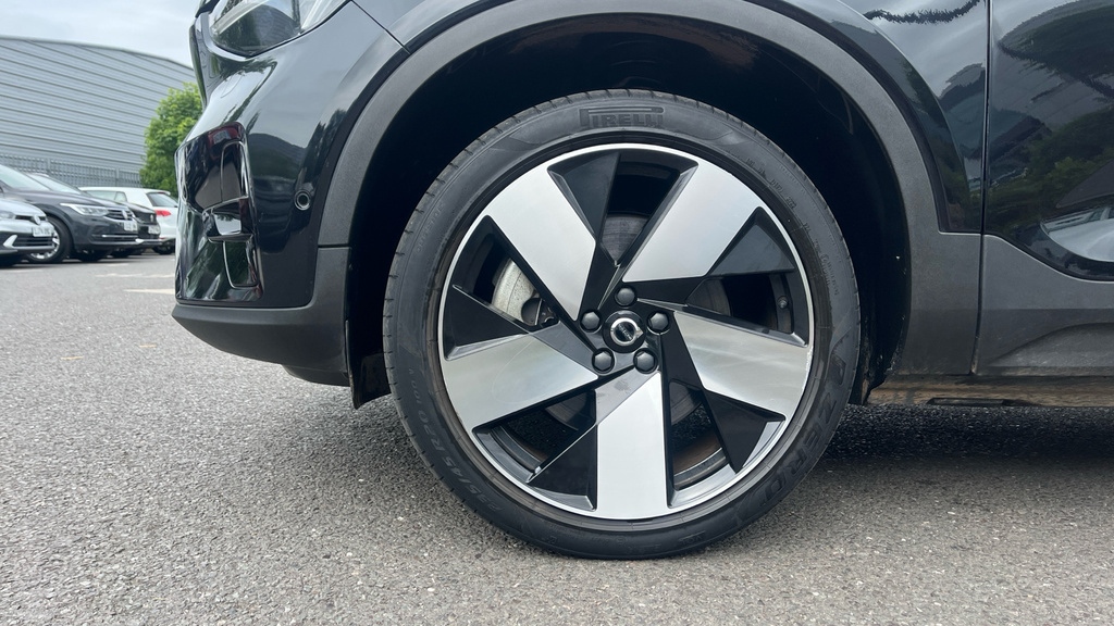 Volvo C40 Core Blue #17