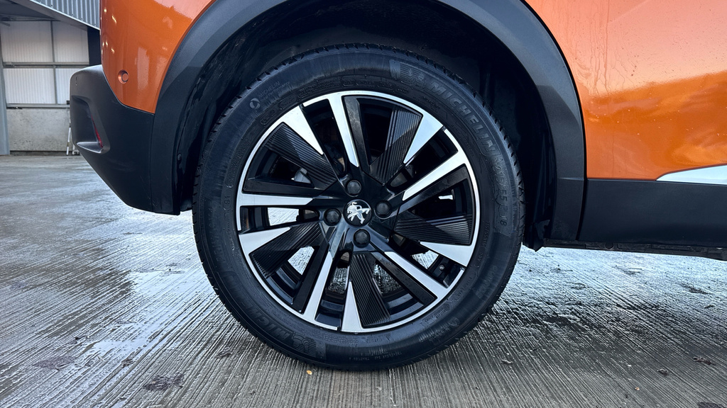 Peugeot 2008 1.2L Active Premium Black #19
