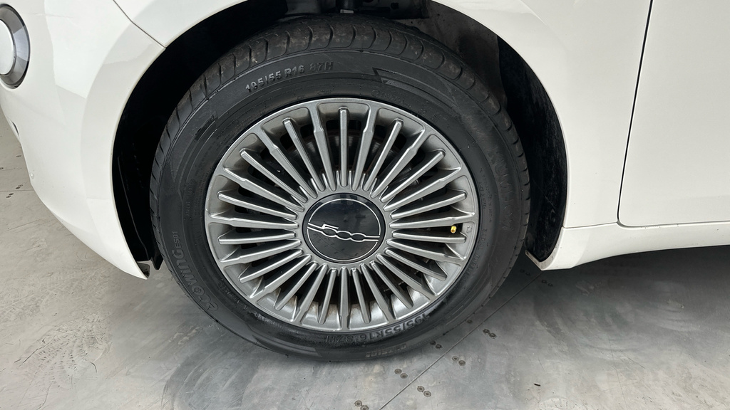 Fiat 500E 500E La Prima Black #22