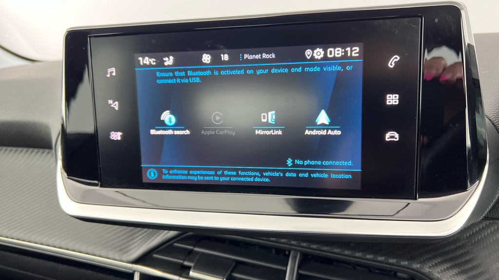 Peugeot 208 1.2 Puretech Active Premium 2022 Yellow #10