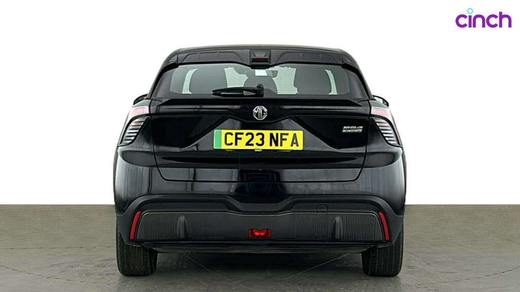 MG MG4 150Kw Trophy Ev Long Range 64Kwh White #5