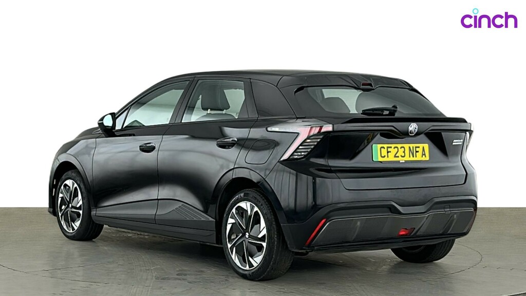 MG MG4 150Kw Trophy Ev Long Range 64Kwh White #6