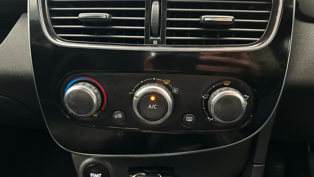 Renault Clio 0.9 Tce 90 Iconic White #13