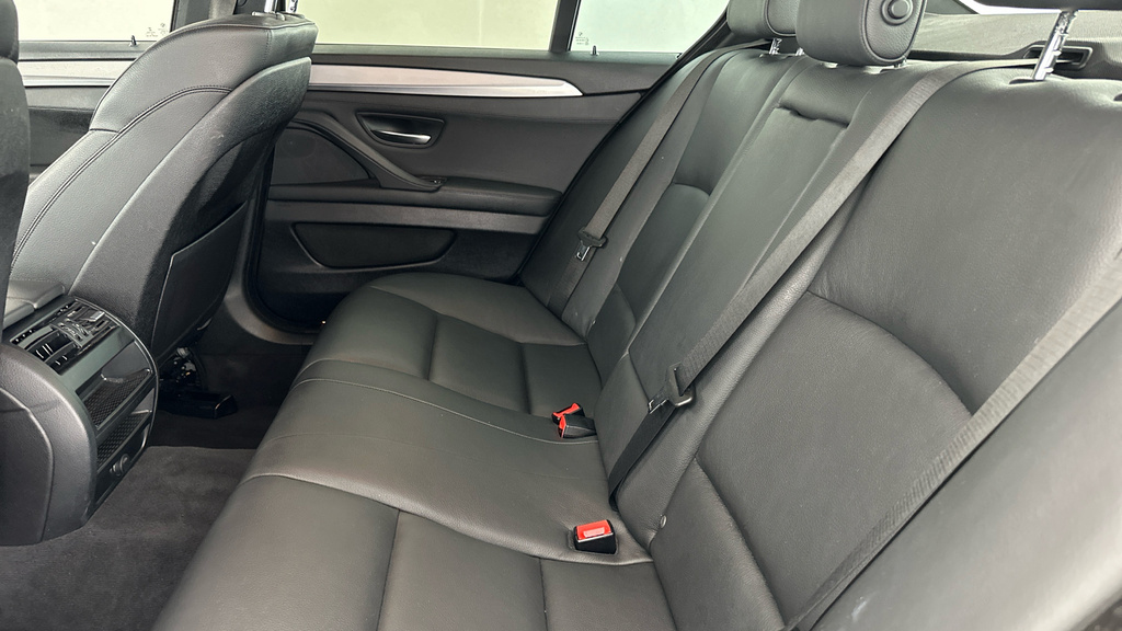 BMW 5 Series 2.0 520D Se Touring 188 Bhp Grey #20
