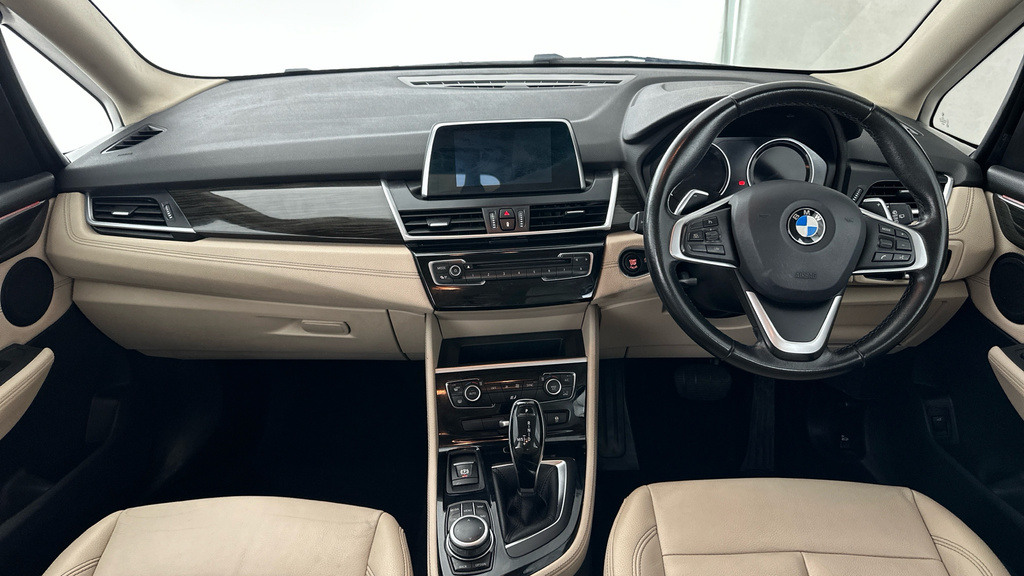 BMW 2 Series Active Tourer 2018 Bmw 2 Series 216D Se Active Tourer White #12