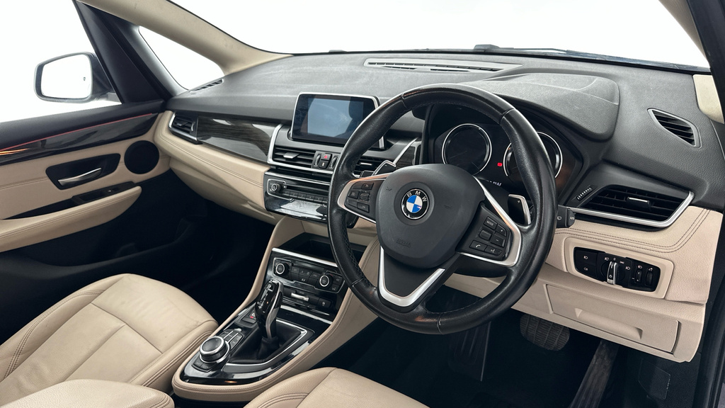BMW 2 Series Active Tourer 2018 Bmw 2 Series 216D Se Active Tourer White #10