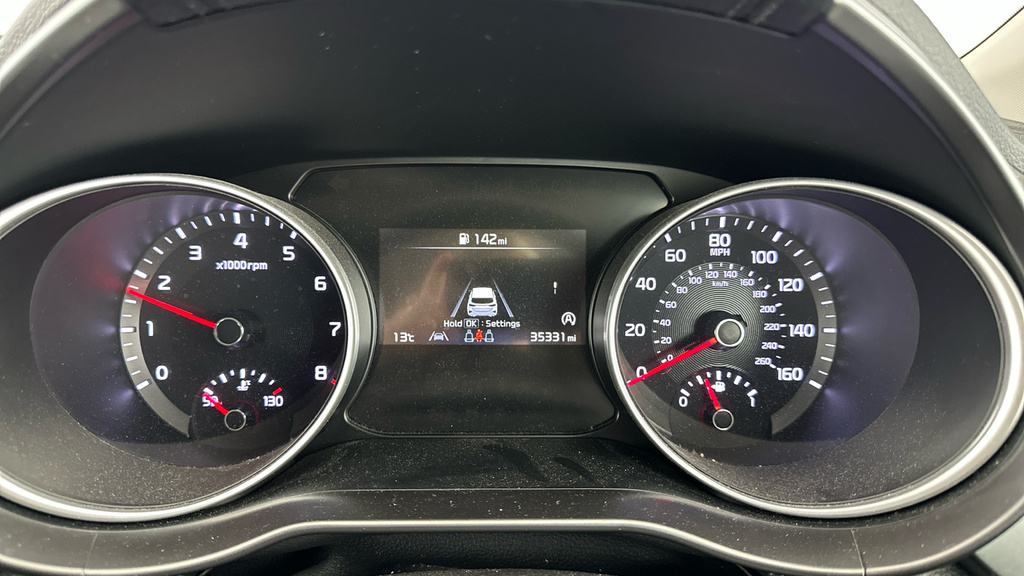 Kia Ceed Hatchback White #21