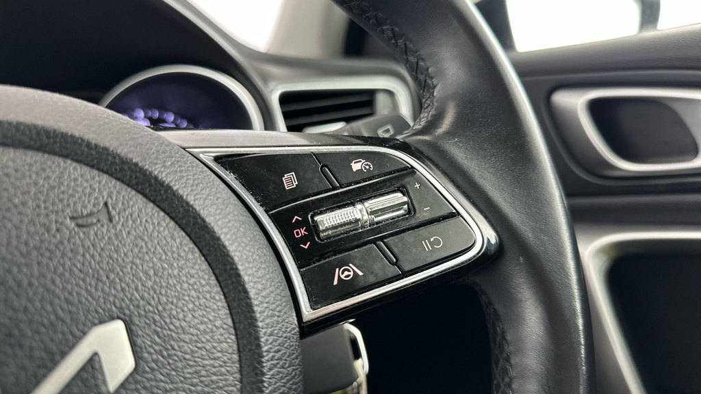 Kia Ceed Hatchback White #10