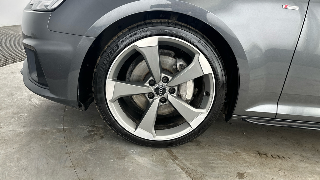 Audi A4 Avant 35 Tfsi Black Edition White #22