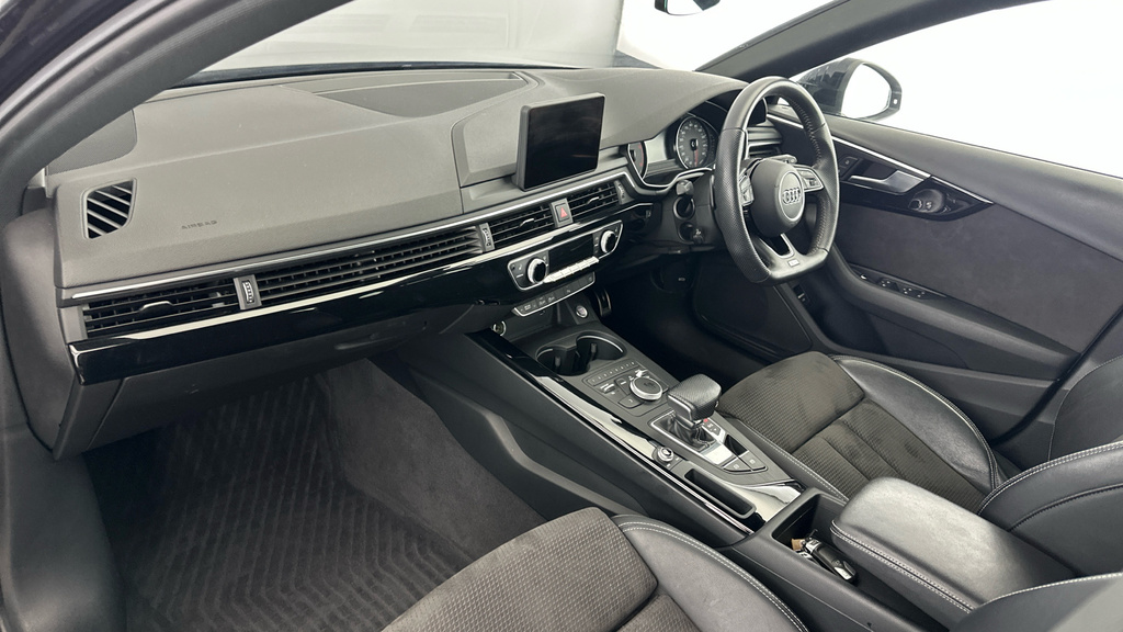 Audi A4 Avant 35 Tfsi Black Edition White #11