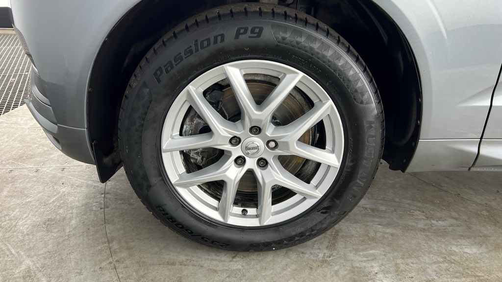 Volvo XC60 T5 Awd R-design Connect Nav, High Perf Black #26