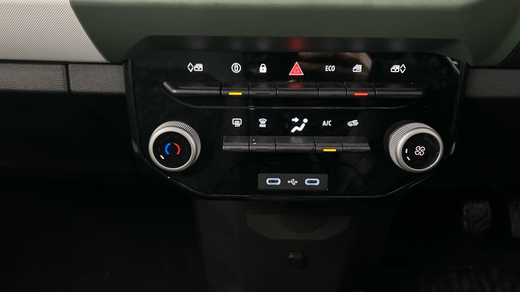 Dacia Spring Extreme Beige #14