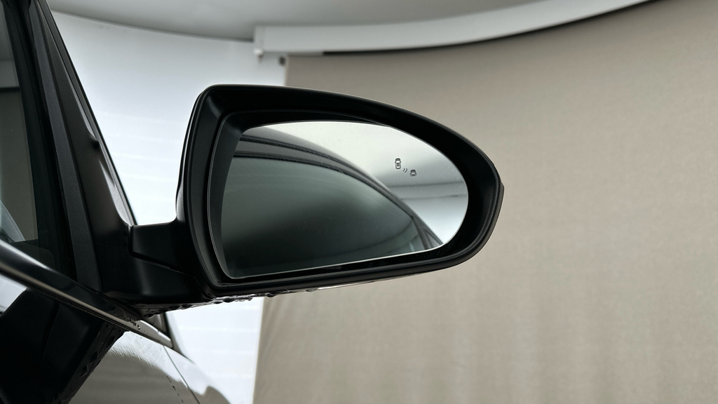 Hyundai Ioniq Premium Grey #14