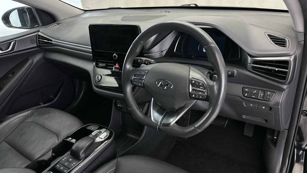 Hyundai Ioniq Premium Grey #11