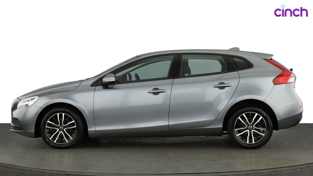 Volvo V40 T2 122 R Design Nav Plus Black #6