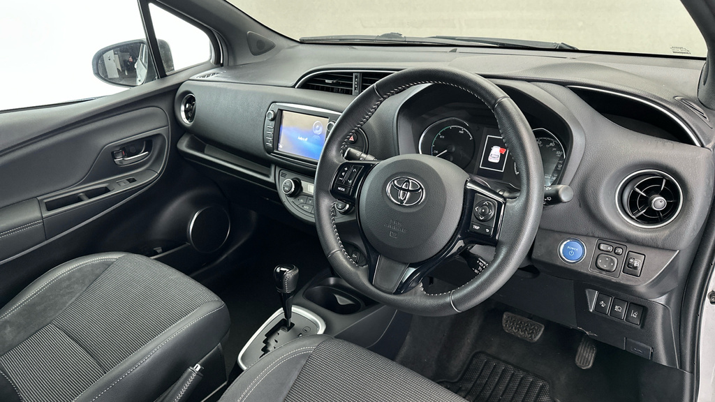 Toyota Yaris 1.5L Icon Blue #9