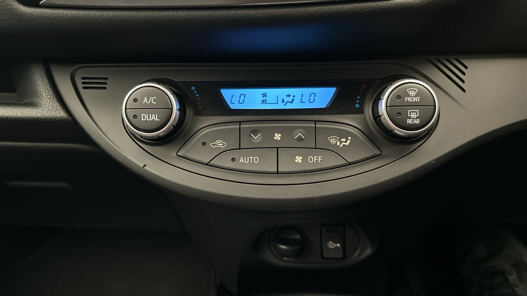 Toyota Yaris 1.5L Icon Blue #15