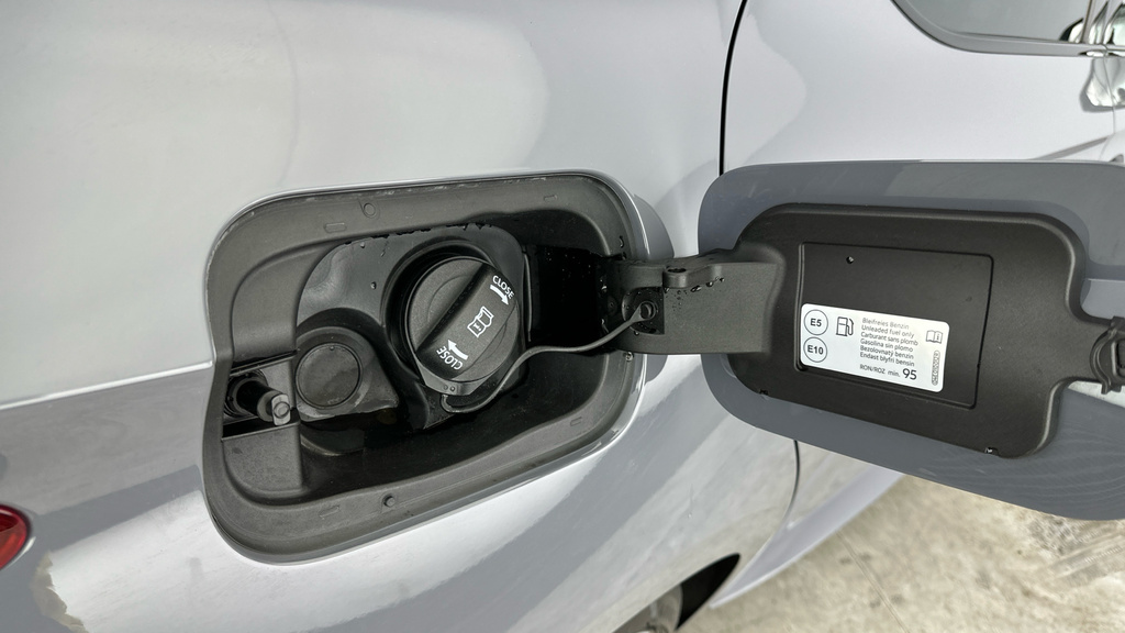 Seat Leon Fr Red #34