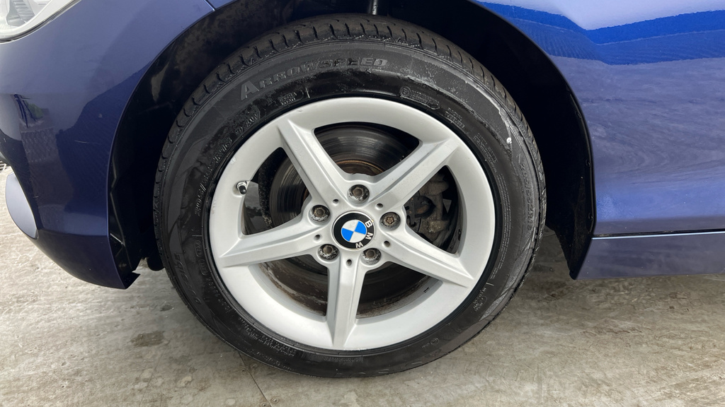 BMW 1 Series Hatchback White #26