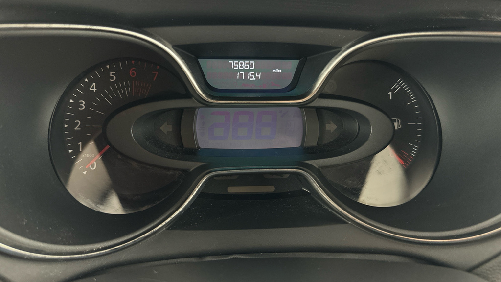 Renault Captur Expression Plus Tce White #19