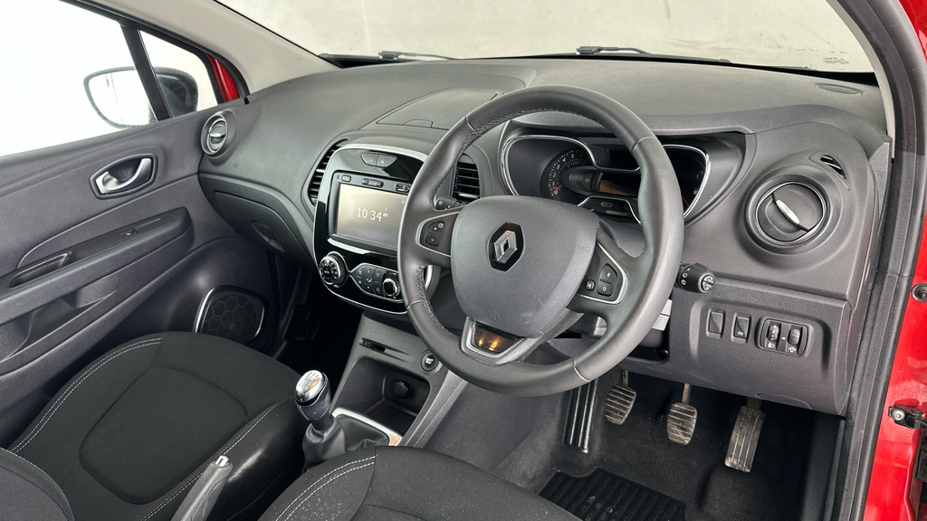 Renault Captur Expression Plus Tce White #10