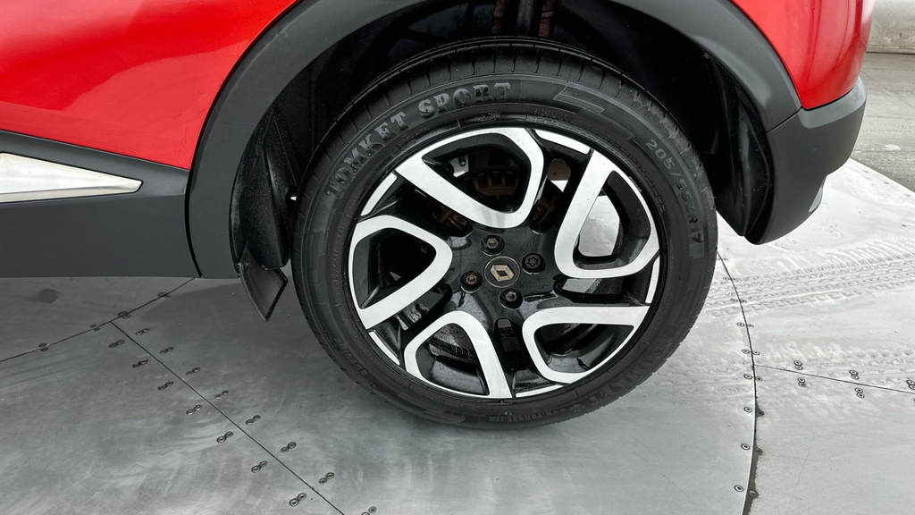 Renault Captur Expression Plus Tce White #24