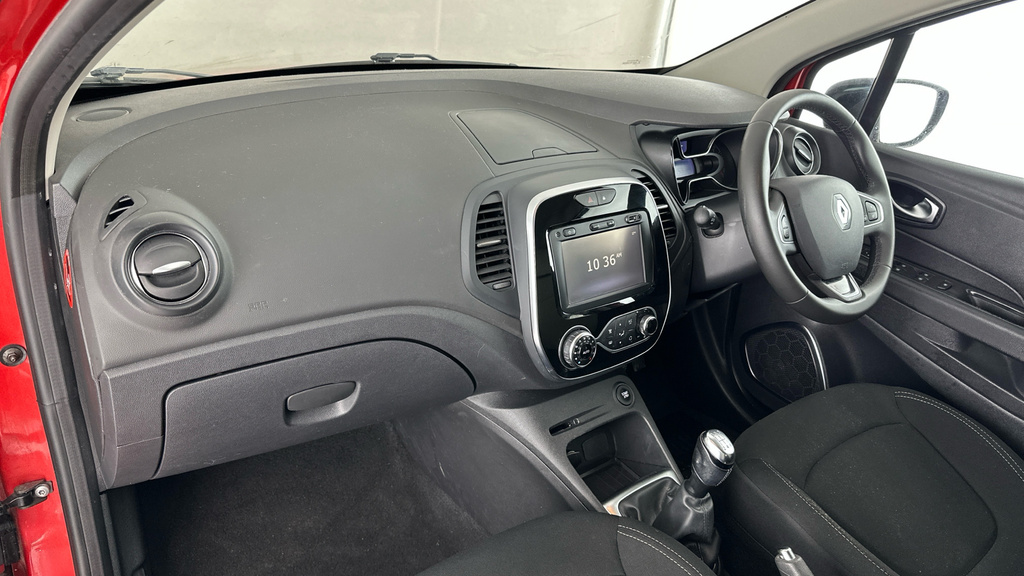 Renault Captur Expression Plus Tce White #11