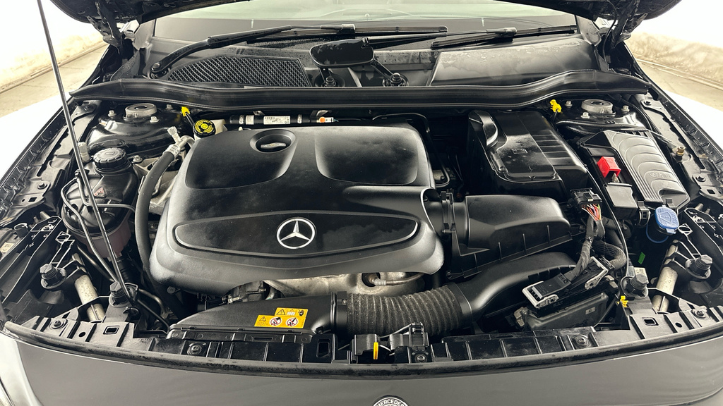 Mercedes-Benz GLA Class Amg Line Grey #27
