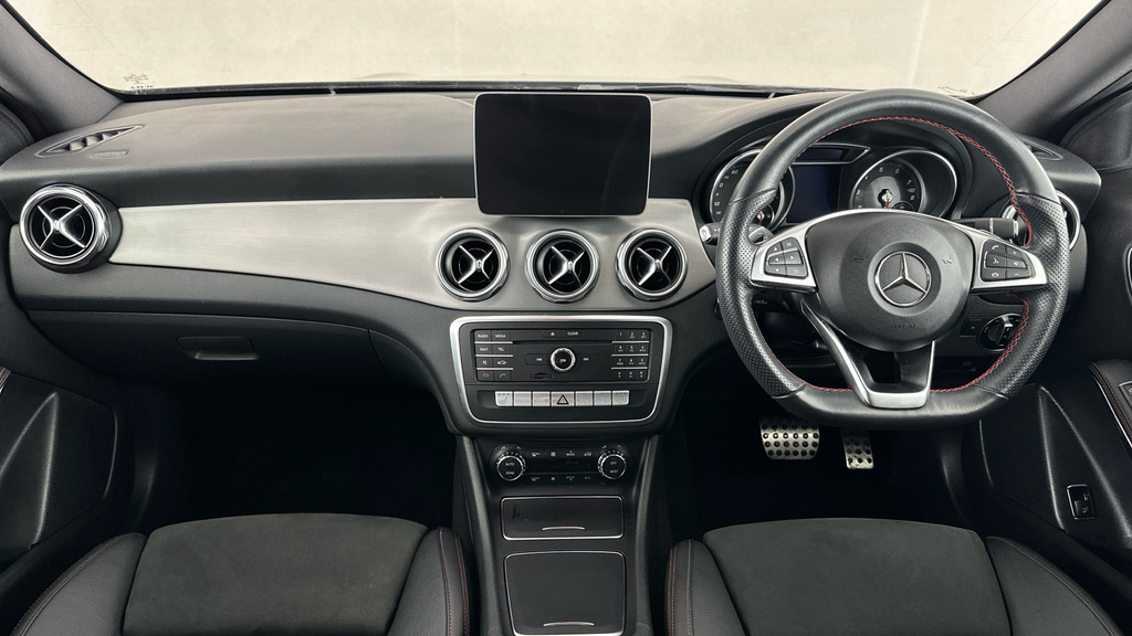 Mercedes-Benz GLA Class Amg Line Grey #18