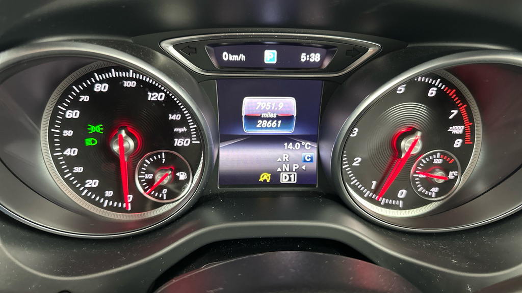 Mercedes-Benz GLA Class Amg Line Grey #24