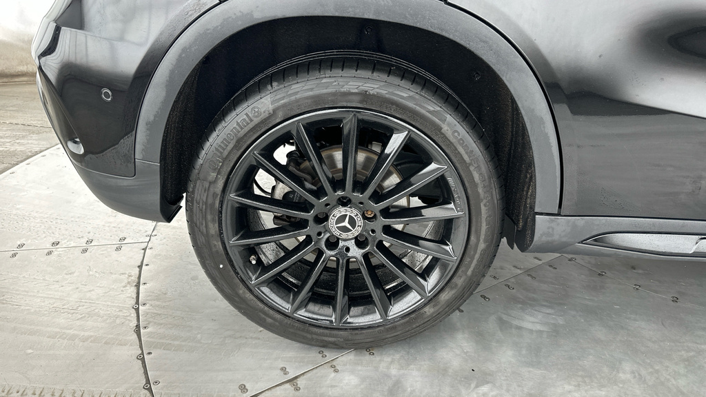 Mercedes-Benz GLA Class Amg Line Grey #30